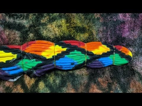 How To Tie Dye With Acrylic Paint?