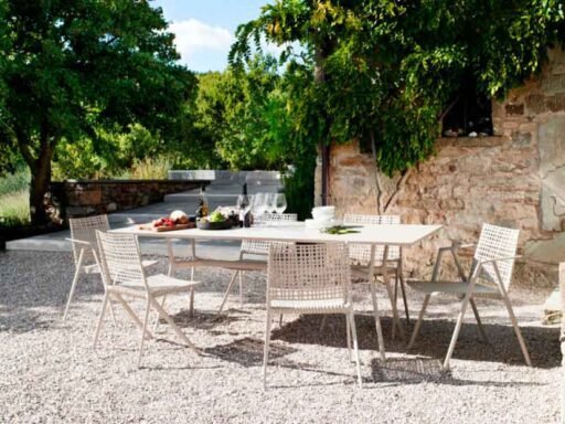 Al Fresco Living: Essential Furniture Picks for Your Porch Paradise