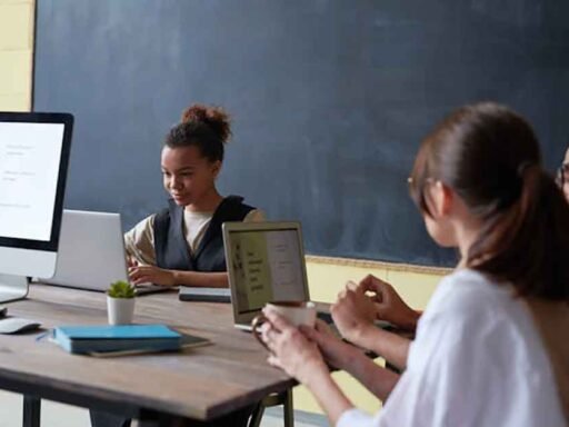 7 Digital Resources That Help Teachers Stay Organized