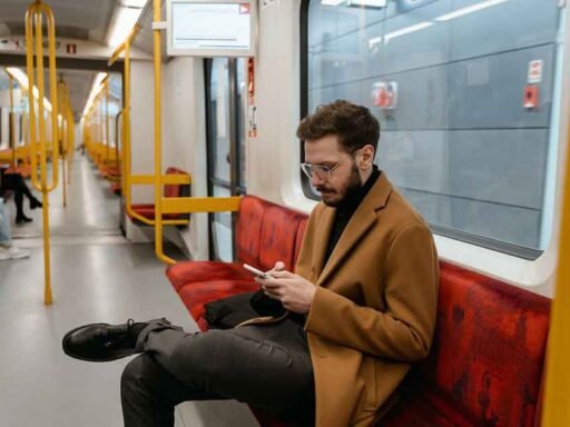 Your-Guide-to-Automated-Text-Message-Services