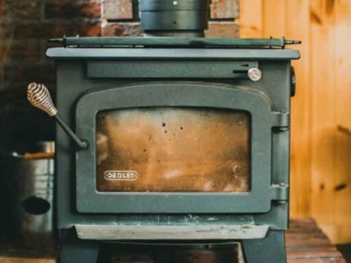 Top-Warning-Signs-Your-Home-Systems-Are-Nearing-the-End-of-Their-Lifespan