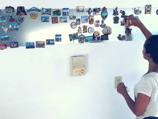 5 Simple Tricks to Display Souvenir Magnets Beautifully at Home