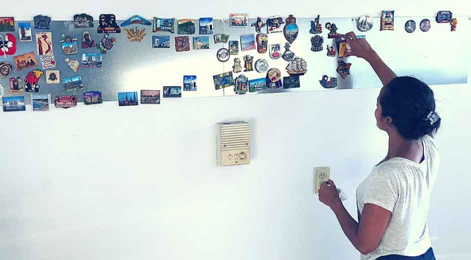 5 Simple Tricks to Display Souvenir Magnets Beautifully at Home