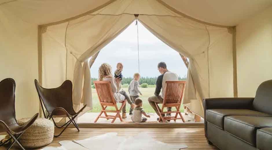Combining Comfort and Adventure With Lake Powell Glamping