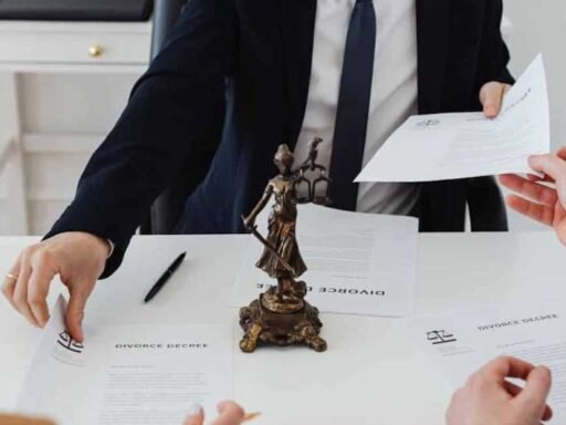 What to expect when choosing the right US birth malpractice lawyer