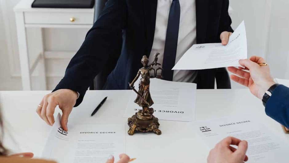 What to expect when choosing the right US birth malpractice lawyer