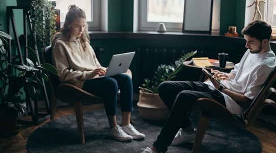 A Couple’s Guide to Handling Big Paperwork and Bigger Emotions