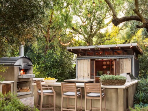 Designing an Outdoor Bar That Works in Every Season