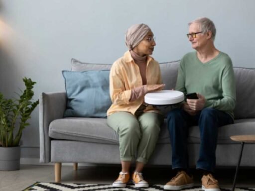 3 Ways Seniors Can Stay Independent While Getting the Help They Need