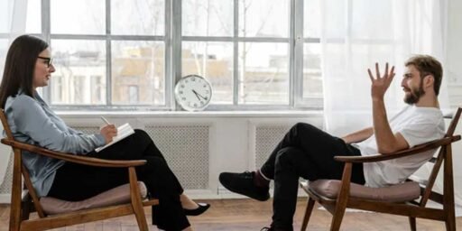 4 Ways Anxiety Treatment in Lakewood Helps People Restore Emotional Balance