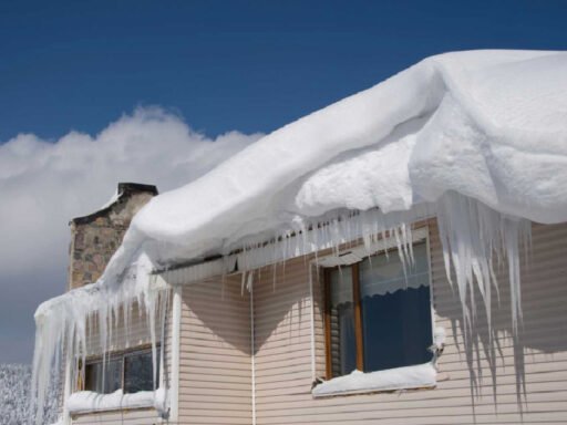 How Roofing Experts Prevent Water Damage During Seasonal Thawing